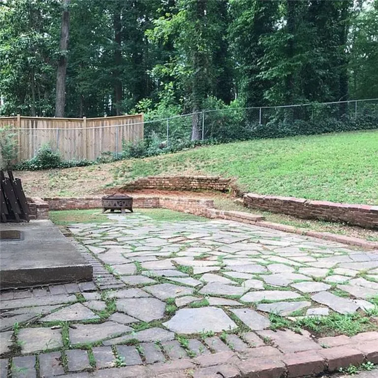 726 Windsor Parkway, Atlanta, Georgia 30342, 3 Bedrooms Bedrooms, ,1 BathroomBathrooms,Residential,Sold,726 Windsor Parkway,7235670