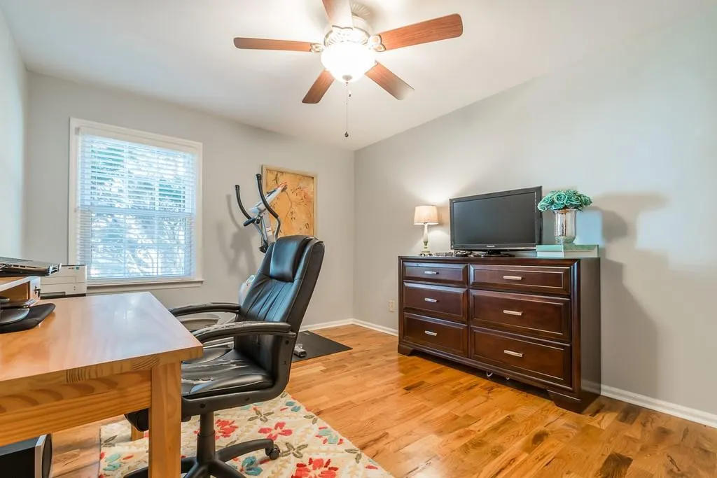 6700 Roswell Road Unit 28f, Sandy Springs, Georgia 30328, 2 Bedrooms Bedrooms, ,2 BathroomsBathrooms,Residential,Sold,6700 Roswell Road Unit 28f,6515846