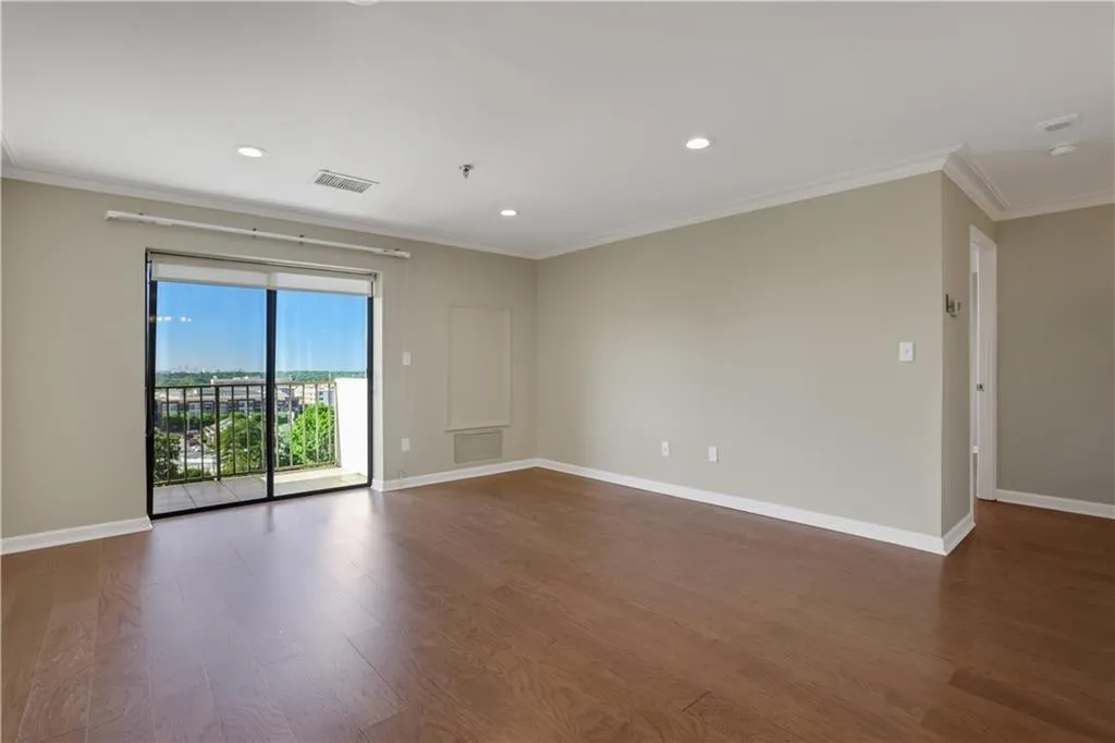 300 Johnson Ferry Road Ne Unit B902, Atlanta, Georgia 30328, 1 Bedroom Bedrooms, ,1 BathroomBathrooms,Residential,For Sale,300 Johnson Ferry Road Ne Unit B902,7708320