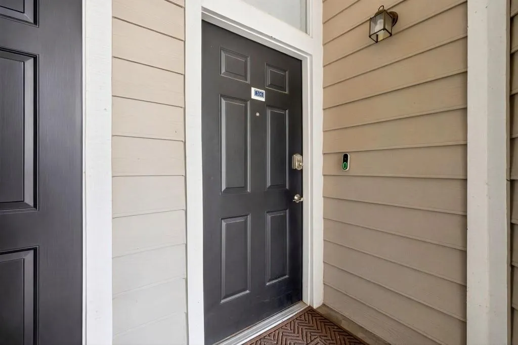 4246 River Green Drive Nw Unit 206, Atlanta, Georgia 30327, 2 Bedrooms Bedrooms, 0 ,2 BathroomsBathrooms,Residential,Sold,4246 River Green Drive Nw Unit 206,7689017