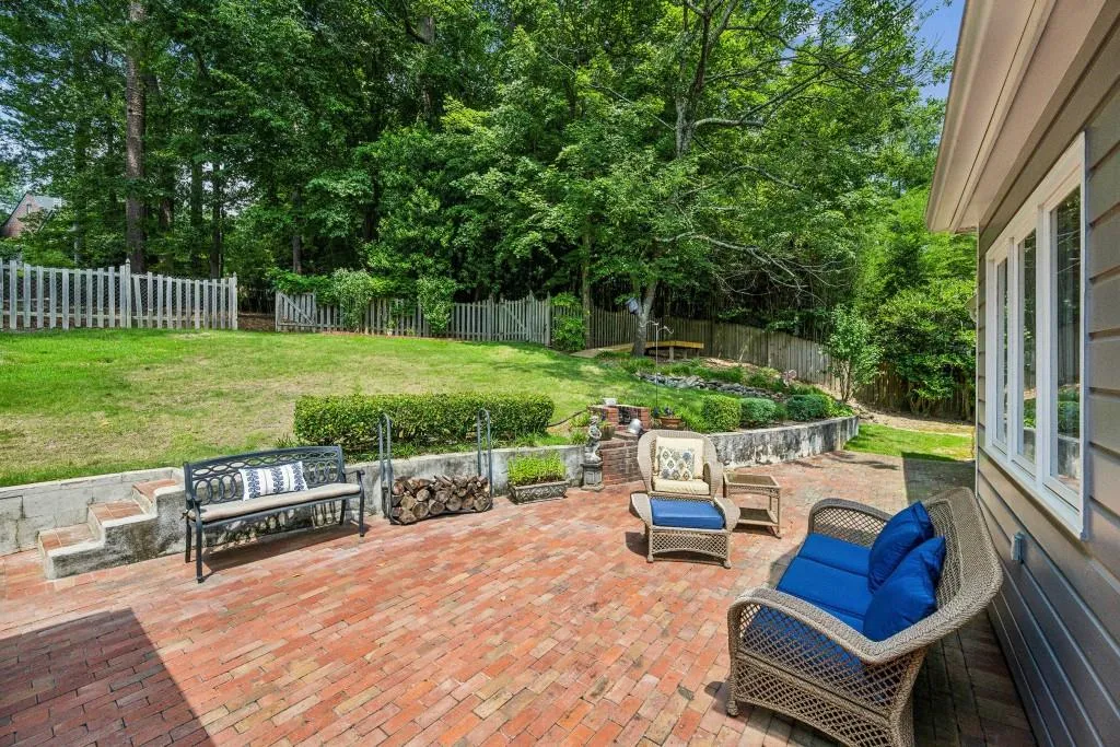 747 Channing Drive Nw, Atlanta, Georgia 30318, 3 Bedrooms Bedrooms, ,2 BathroomsBathrooms,Residential,For Sale,747 Channing Drive Nw,7601084