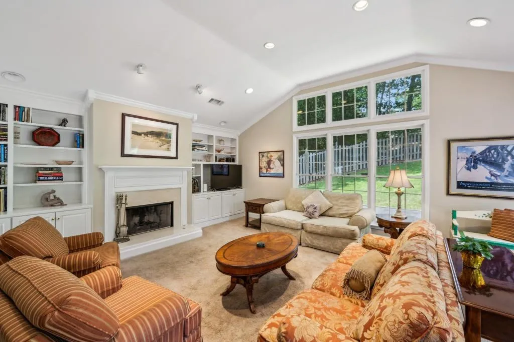 747 Channing Drive Nw, Atlanta, Georgia 30318, 3 Bedrooms Bedrooms, ,2 BathroomsBathrooms,Residential,For Sale,747 Channing Drive Nw,7601084