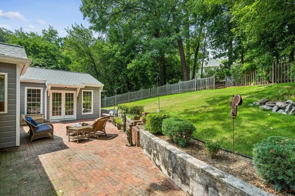 747 Channing Drive Nw, Atlanta, Georgia 30318, 3 Bedrooms Bedrooms, ,2 BathroomsBathrooms,Residential,For Sale,747 Channing Drive Nw,7601084