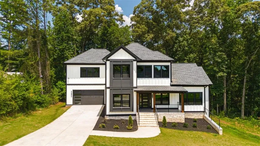 535 Michael Circle, Monroe, Georgia 30655