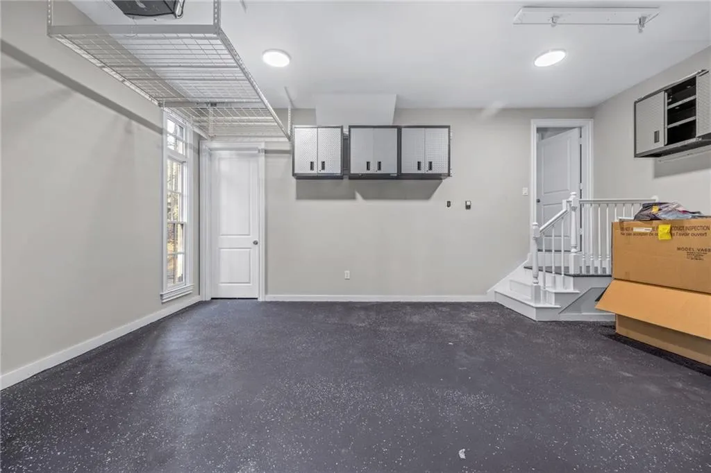 580 Cliftwood Court, Sandy Springs, Georgia 30328, 4 Bedrooms Bedrooms, ,4 BathroomsBathrooms,Residential,Sold,580 Cliftwood Court,7160404