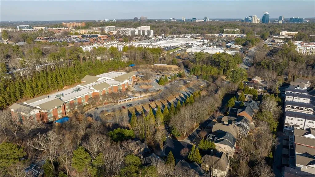 580 Cliftwood Court, Sandy Springs, Georgia 30328, 4 Bedrooms Bedrooms, ,4 BathroomsBathrooms,Residential,Sold,580 Cliftwood Court,7160404