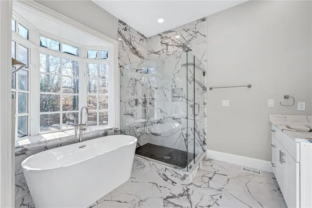 580 Cliftwood Court, Sandy Springs, Georgia 30328, 4 Bedrooms Bedrooms, ,4 BathroomsBathrooms,Residential,Sold,580 Cliftwood Court,7160404