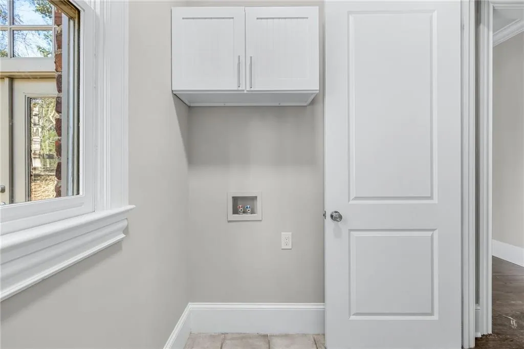 580 Cliftwood Court, Sandy Springs, Georgia 30328, 4 Bedrooms Bedrooms, ,4 BathroomsBathrooms,Residential,Sold,580 Cliftwood Court,7160404