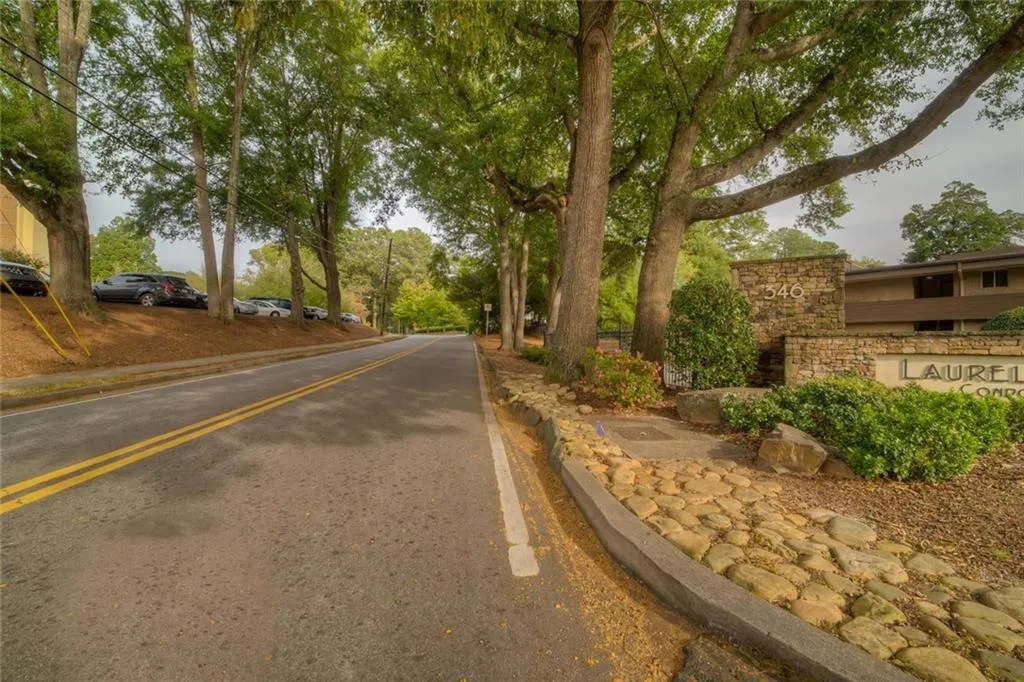 346 Carpenter Drive Unit 92, Atlanta, Georgia 30328, 3 Bedrooms Bedrooms, ,2 BathroomsBathrooms,Residential,Sold,346 Carpenter Drive Unit 92,6091455