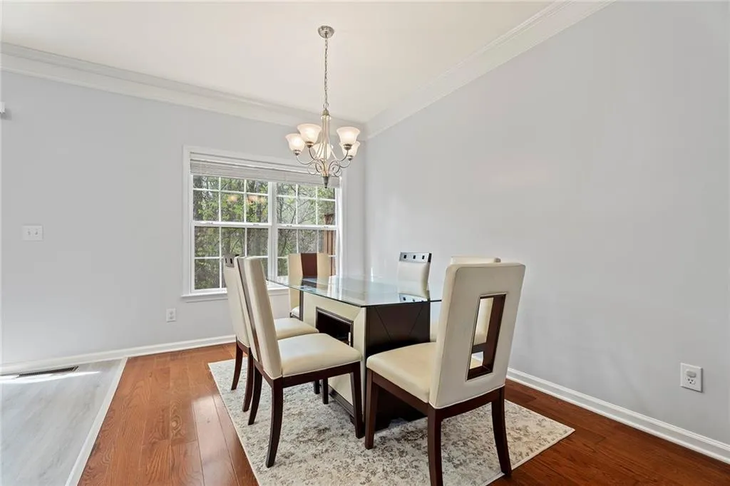 7822 Welsford Point, Sandy Springs, Georgia 30350, 3 Bedrooms Bedrooms, ,3 BathroomsBathrooms,Residential,Sold,7822 Welsford Point,7184701