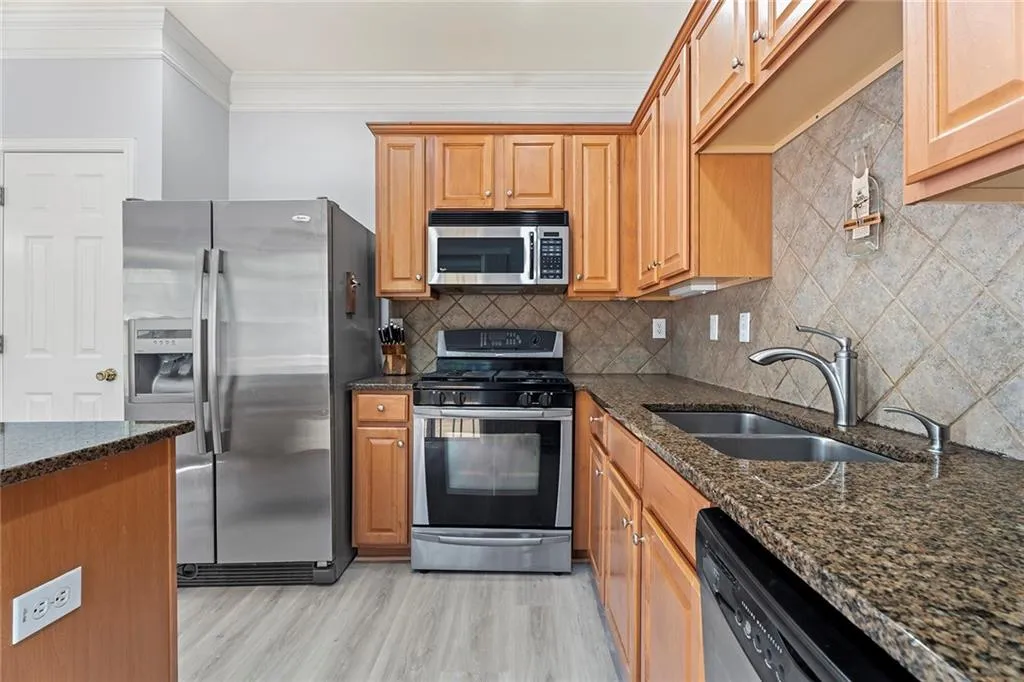 7822 Welsford Point, Sandy Springs, Georgia 30350, 3 Bedrooms Bedrooms, ,3 BathroomsBathrooms,Residential,Sold,7822 Welsford Point,7184701