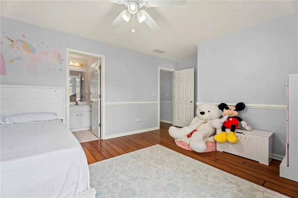 7822 Welsford Point, Sandy Springs, Georgia 30350, 3 Bedrooms Bedrooms, ,3 BathroomsBathrooms,Residential,Sold,7822 Welsford Point,7184701