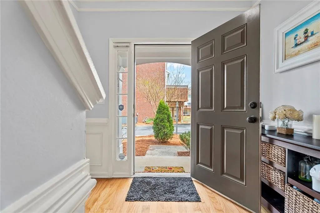 7822 Welsford Point, Sandy Springs, Georgia 30350, 3 Bedrooms Bedrooms, ,3 BathroomsBathrooms,Residential,Sold,7822 Welsford Point,7184701