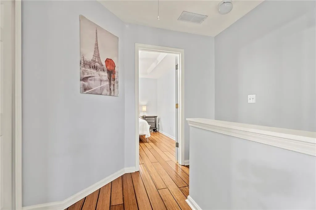 7822 Welsford Point, Sandy Springs, Georgia 30350, 3 Bedrooms Bedrooms, ,3 BathroomsBathrooms,Residential,Sold,7822 Welsford Point,7184701