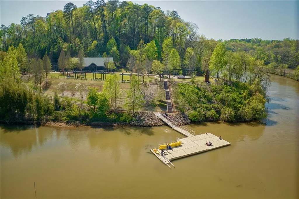 7822 Welsford Point, Sandy Springs, Georgia 30350, 3 Bedrooms Bedrooms, ,3 BathroomsBathrooms,Residential,Sold,7822 Welsford Point,7184701