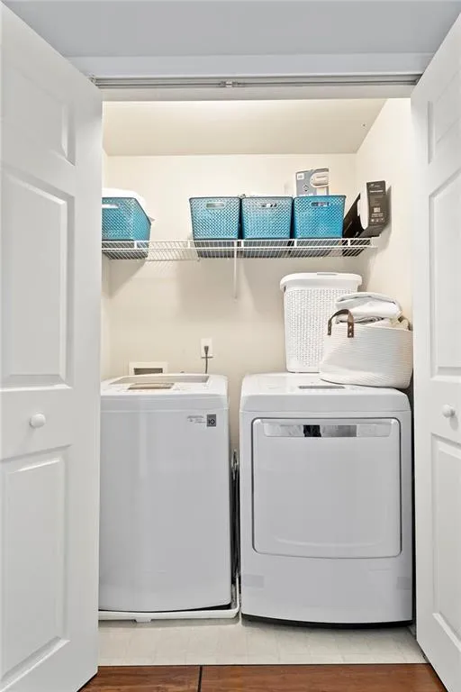 7822 Welsford Point, Sandy Springs, Georgia 30350, 3 Bedrooms Bedrooms, ,3 BathroomsBathrooms,Residential,Sold,7822 Welsford Point,7184701