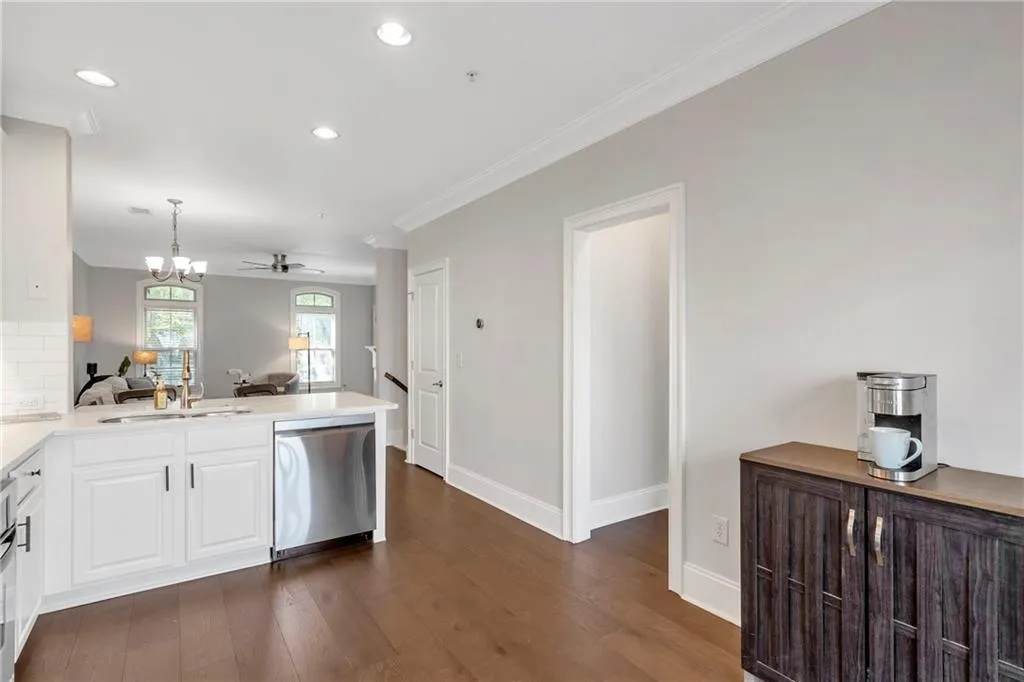 847 Perennial Drive Unit 97, Atlanta, Georgia 30328, 2 Bedrooms Bedrooms, ,2 BathroomsBathrooms,Residential,For Sale,847 Perennial Drive Unit 97,7642189