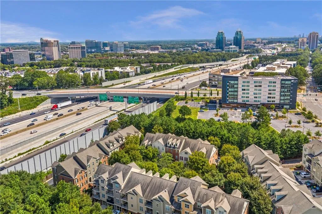 847 Perennial Drive Unit 97, Atlanta, Georgia 30328, 2 Bedrooms Bedrooms, ,2 BathroomsBathrooms,Residential,For Sale,847 Perennial Drive Unit 97,7642189