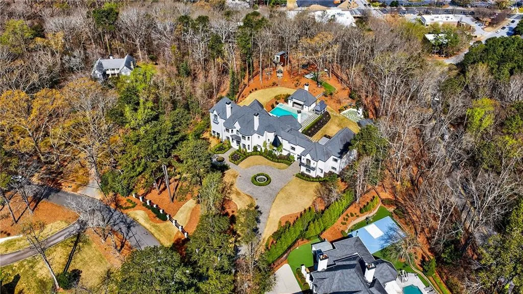 5320 Riverview Road Nw, Atlanta, Georgia 30327, 7 Bedrooms Bedrooms, 0 ,8 BathroomsBathrooms,Residential,For Sale,5320 Riverview Road Nw,7685435
