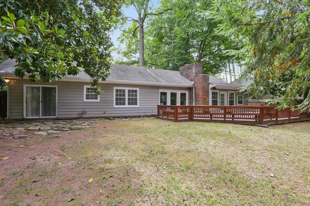 436 Carolwood Lane, Atlanta, Georgia 30342, 3 Bedrooms Bedrooms, ,2 BathroomsBathrooms,Residential,Sold,436 Carolwood Lane,6067733