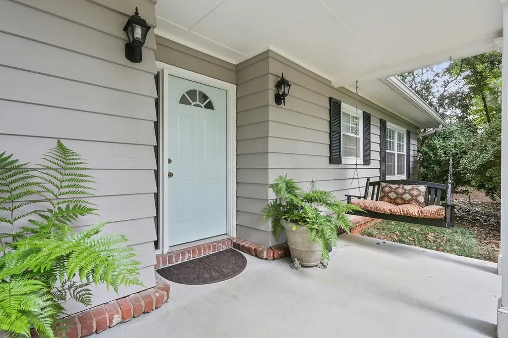 436 Carolwood Lane, Atlanta, Georgia 30342, 3 Bedrooms Bedrooms, ,2 BathroomsBathrooms,Residential,Sold,436 Carolwood Lane,6067733
