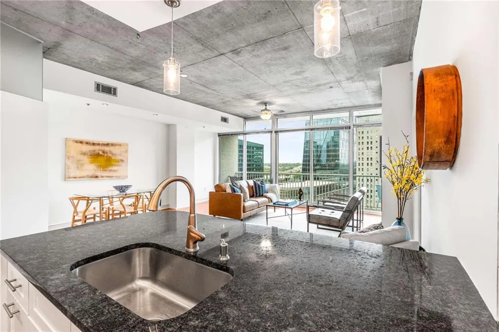 950 W Peachtree Street Nw Unit 1214, Atlanta, Georgia 30309, 2 Bedrooms Bedrooms, ,2 BathroomsBathrooms,Residential,For Sale,950 W Peachtree Street Nw Unit 1214,7631070