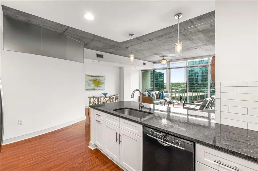 950 W Peachtree Street Nw Unit 1214, Atlanta, Georgia 30309, 2 Bedrooms Bedrooms, ,2 BathroomsBathrooms,Residential,For Sale,950 W Peachtree Street Nw Unit 1214,7631070