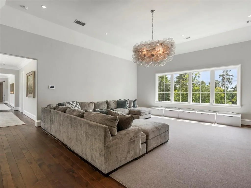 1150 Garmon Road, Atlanta, Georgia 30327, 6 Bedrooms Bedrooms, ,8 BathroomsBathrooms,Residential,Sold,1150 Garmon Road,7036915