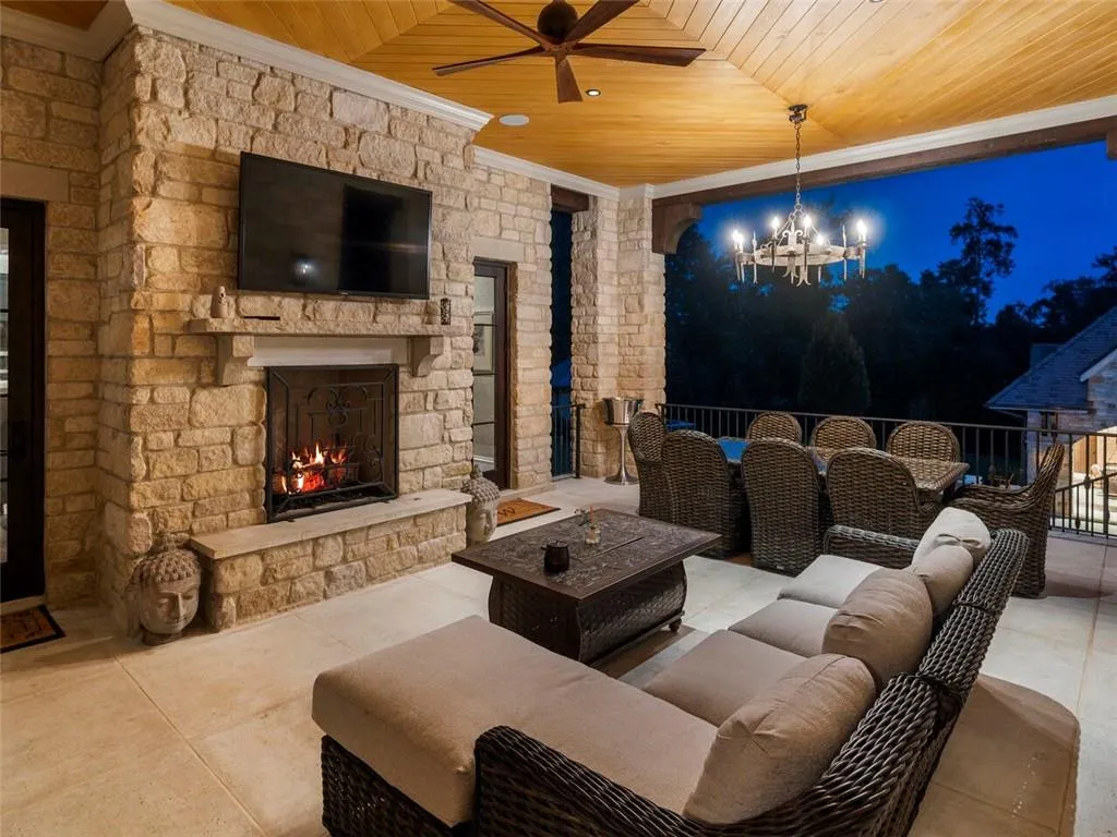 1150 Garmon Road, Atlanta, Georgia 30327, 6 Bedrooms Bedrooms, ,8 BathroomsBathrooms,Residential,Sold,1150 Garmon Road,7036915