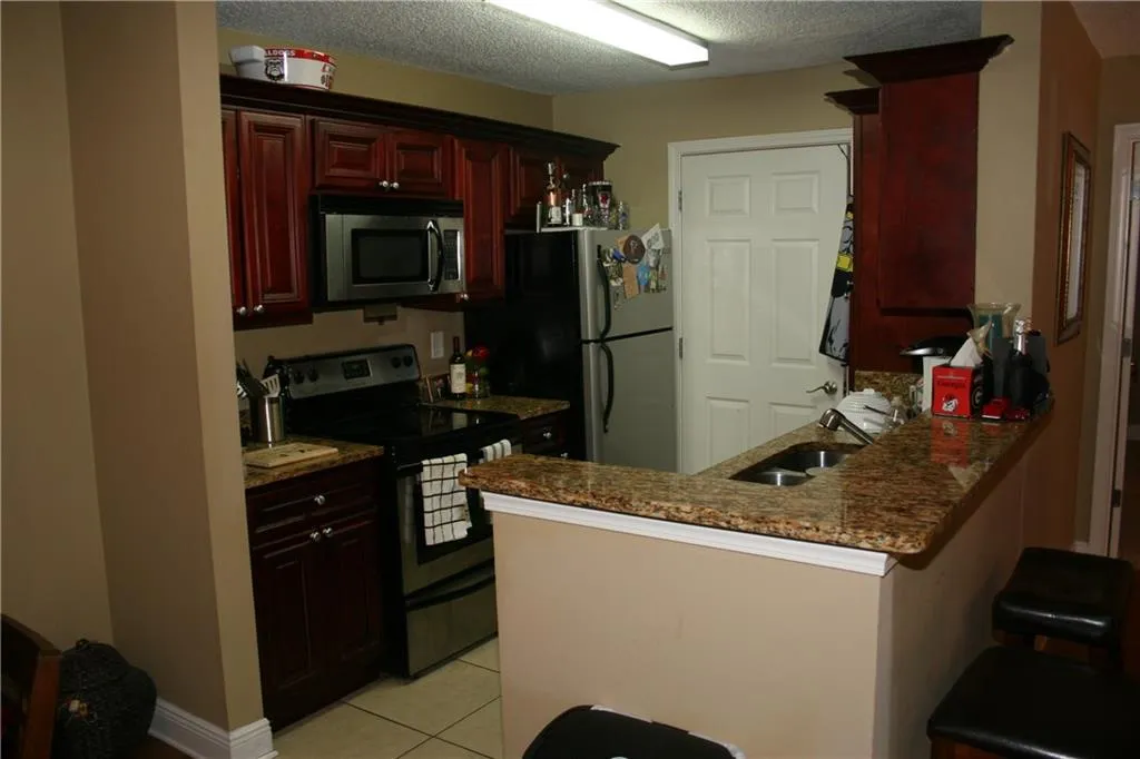 5206 Santa Fe Parkway, Atlanta, Georgia 30350, 2 Bedrooms Bedrooms, ,2 BathroomsBathrooms,Residential,Sold,5206 Santa Fe Parkway,5677616