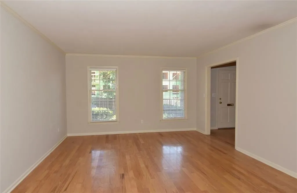 6520 Roswell Road Unit 11, Sandy Springs, Georgia 30328, 3 Bedrooms Bedrooms, ,2 BathroomsBathrooms,Residential,Sold,6520 Roswell Road Unit 11,5720585