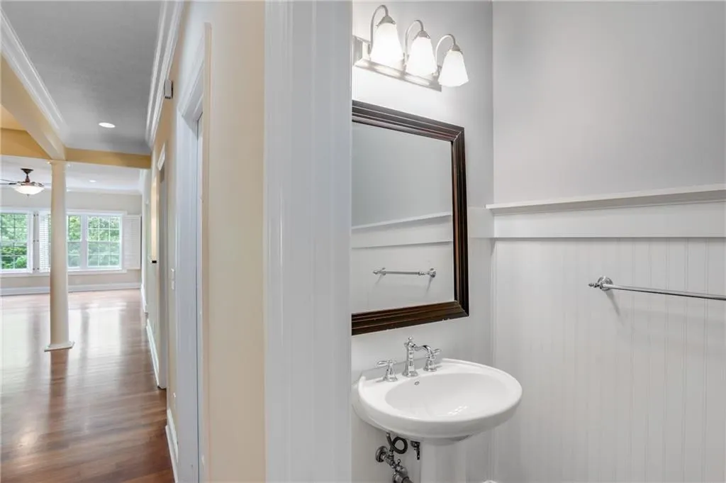 5996 Mitchell Road Unit 6, Atlanta, Georgia 30328, 3 Bedrooms Bedrooms, ,3 BathroomsBathrooms,Residential,Sold,5996 Mitchell Road Unit 6,7035625