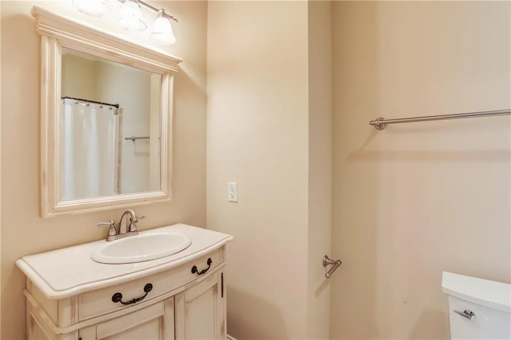 5996 Mitchell Road Unit 6, Atlanta, Georgia 30328, 3 Bedrooms Bedrooms, ,3 BathroomsBathrooms,Residential,Sold,5996 Mitchell Road Unit 6,7035625