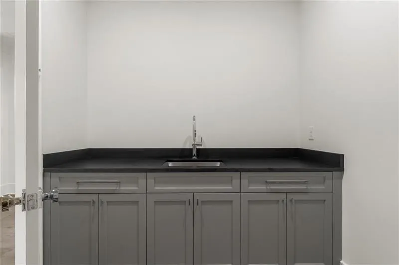 52 25th Street Nw, Atlanta, Georgia 30309, 4 Bedrooms Bedrooms, ,4 BathroomsBathrooms,Residential,For Sale,52 25th Street Nw,7551326