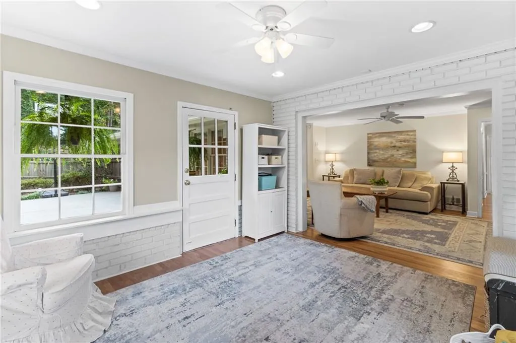 6825 Heathfield Drive, Atlanta, Georgia 30328, 3 Bedrooms Bedrooms, ,2 BathroomsBathrooms,Residential,Sold,6825 Heathfield Drive,7445441