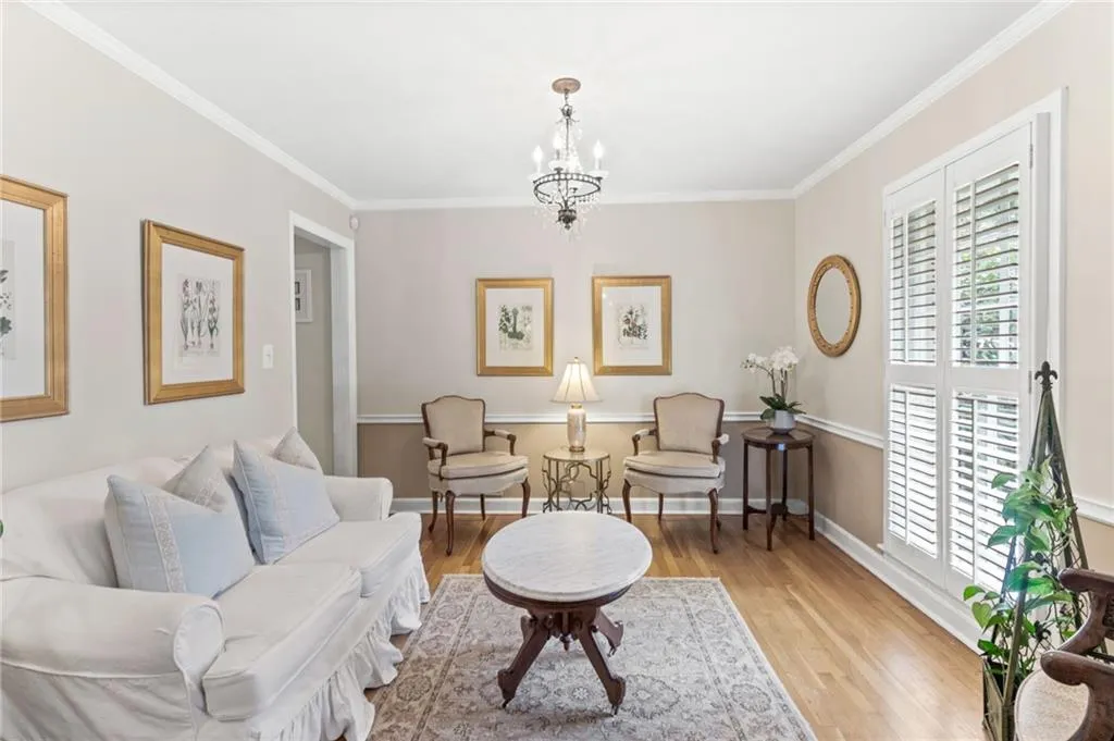 6825 Heathfield Drive, Atlanta, Georgia 30328, 3 Bedrooms Bedrooms, ,2 BathroomsBathrooms,Residential,Sold,6825 Heathfield Drive,7445441