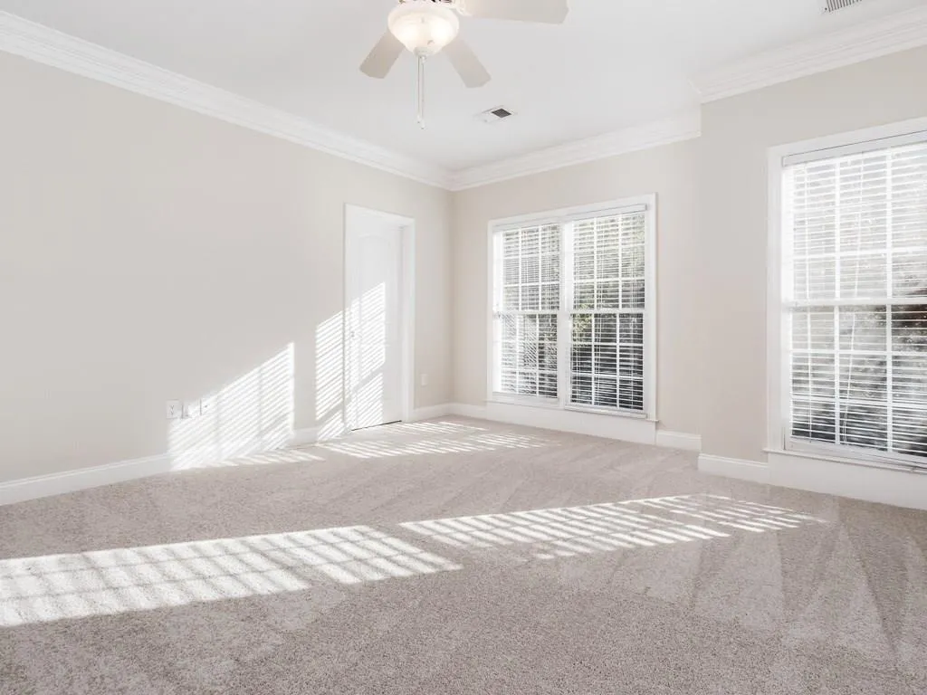 5458 Battery Lane Unit 26, Atlanta, Georgia 30342, 4 Bedrooms Bedrooms, ,4 BathroomsBathrooms,Residential,Sold,5458 Battery Lane Unit 26,5925072