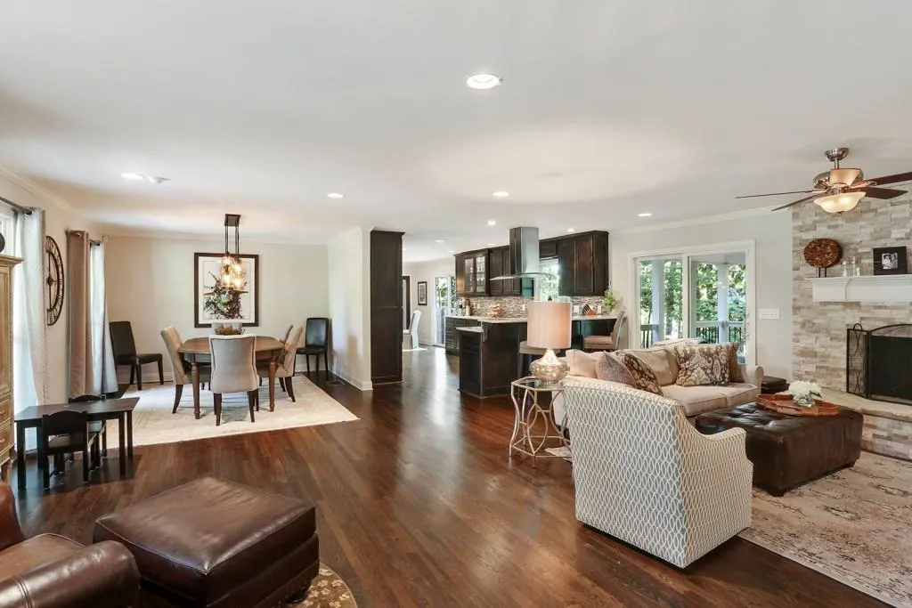 591 Dalrymple Road, Sandy Springs, Georgia 30328, 5 Bedrooms Bedrooms, ,3 BathroomsBathrooms,Residential,Sold,591 Dalrymple Road,5837210