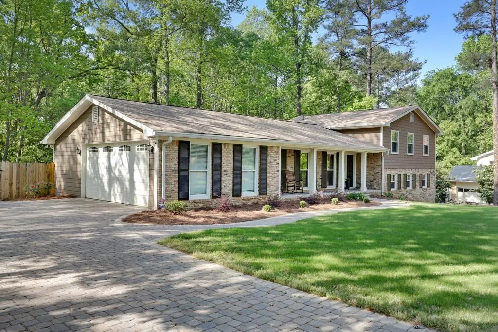 591 Dalrymple Road, Sandy Springs, Georgia 30328, 5 Bedrooms Bedrooms, ,3 BathroomsBathrooms,Residential,Sold,591 Dalrymple Road,5837210