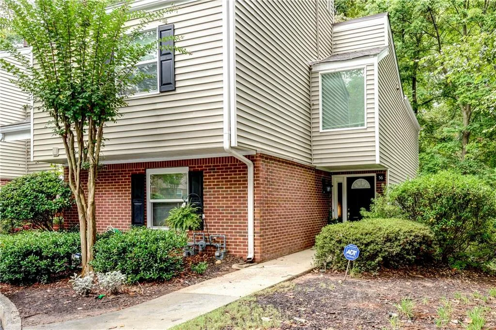 56 Dunwoody Springs Drive Ne Unit 56, Atlanta, Georgia 30328, 2 Bedrooms Bedrooms, ,2 BathroomsBathrooms,Residential,Sold,56 Dunwoody Springs Drive Ne Unit 56,5601541
