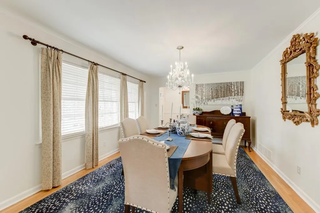 7275 Duncourtney Drive, Atlanta, Georgia 30328, 4 Bedrooms Bedrooms, ,3 BathroomsBathrooms,Residential,Sold,7275 Duncourtney Drive,6538859