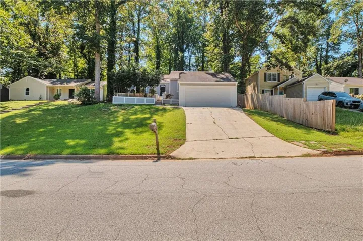 View of front of property with driveway