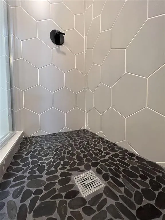 5616 Kingsport Drive, Atlanta, Georgia 30342, 2 Bedrooms Bedrooms, ,1 BathroomBathrooms,Residential,Sold,5616 Kingsport Drive,7270825