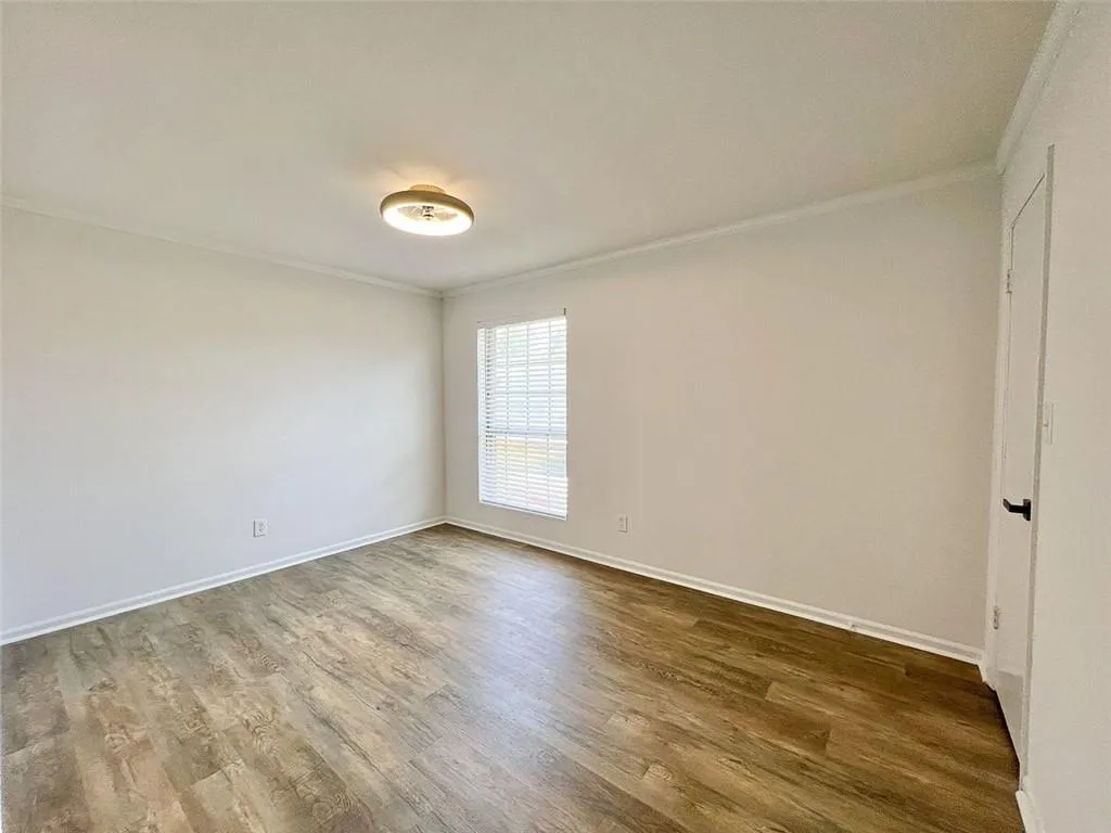 5616 Kingsport Drive, Atlanta, Georgia 30342, 2 Bedrooms Bedrooms, ,1 BathroomBathrooms,Residential,Sold,5616 Kingsport Drive,7270825