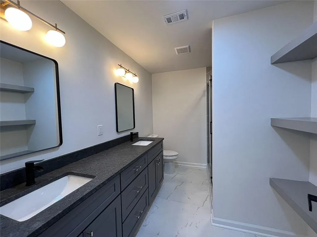 5616 Kingsport Drive, Atlanta, Georgia 30342, 2 Bedrooms Bedrooms, ,1 BathroomBathrooms,Residential,Sold,5616 Kingsport Drive,7270825