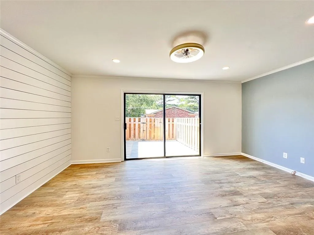 5616 Kingsport Drive, Atlanta, Georgia 30342, 2 Bedrooms Bedrooms, ,1 BathroomBathrooms,Residential,Sold,5616 Kingsport Drive,7270825