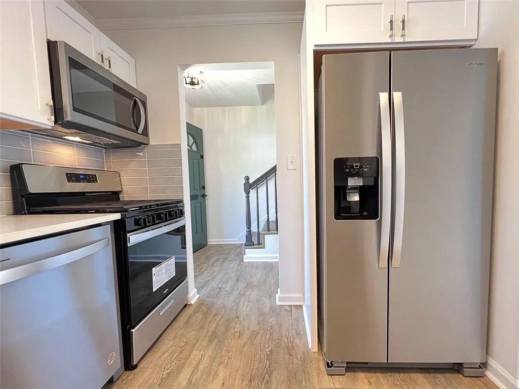 5616 Kingsport Drive, Atlanta, Georgia 30342, 2 Bedrooms Bedrooms, ,1 BathroomBathrooms,Residential,Sold,5616 Kingsport Drive,7270825