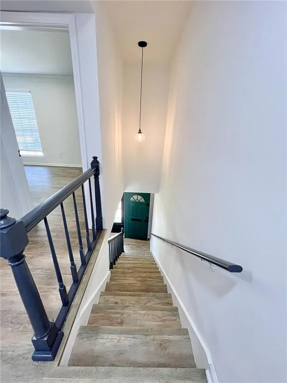 5616 Kingsport Drive, Atlanta, Georgia 30342, 2 Bedrooms Bedrooms, ,1 BathroomBathrooms,Residential,Sold,5616 Kingsport Drive,7270825