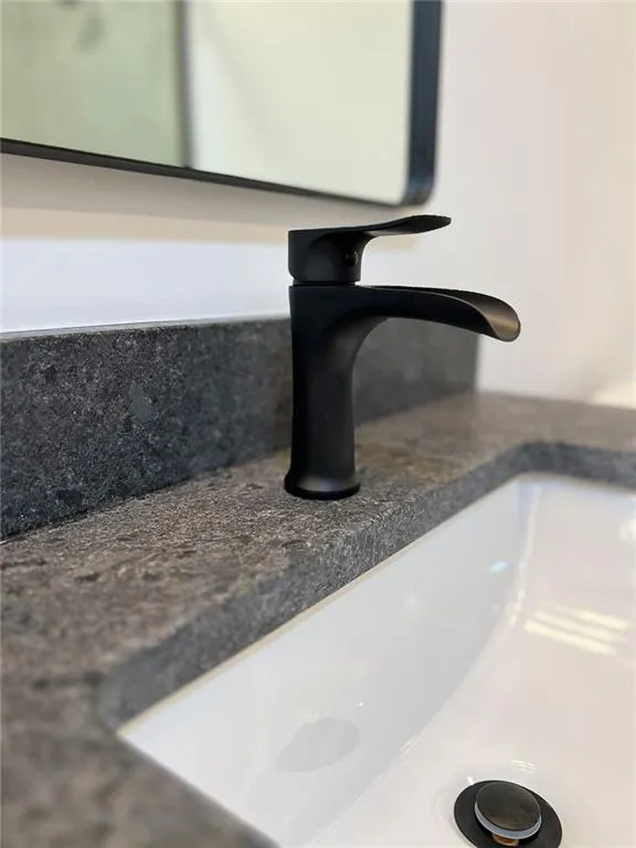 5616 Kingsport Drive, Atlanta, Georgia 30342, 2 Bedrooms Bedrooms, ,1 BathroomBathrooms,Residential,Sold,5616 Kingsport Drive,7270825