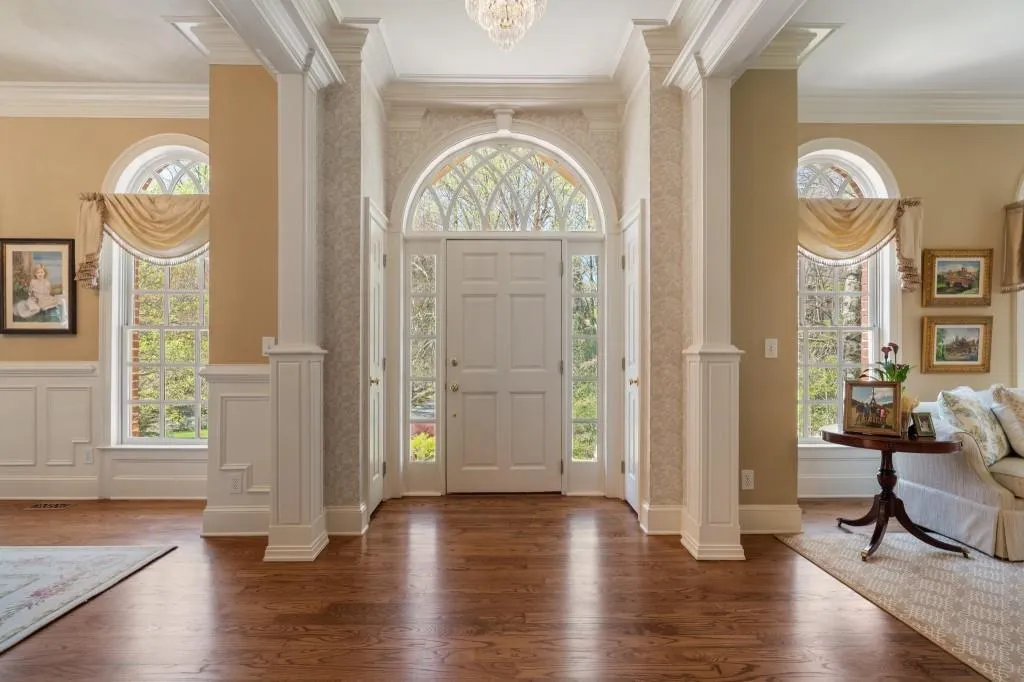 220 Sheridan Point Lane, Atlanta, Georgia 30342, 5 Bedrooms Bedrooms, ,5 BathroomsBathrooms,Residential,Sold,220 Sheridan Point Lane,7548366